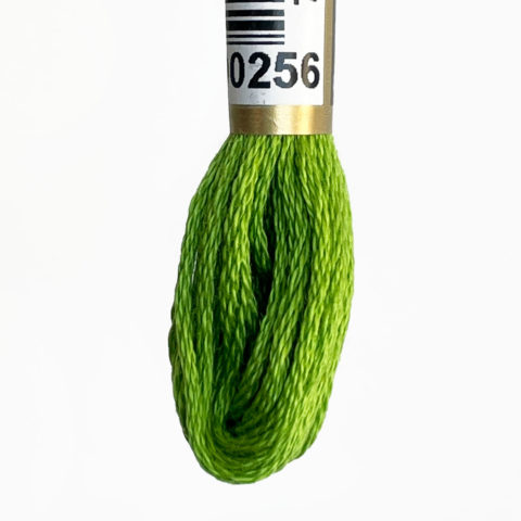 anchor cotton embroidery floss 256 parrot green medium