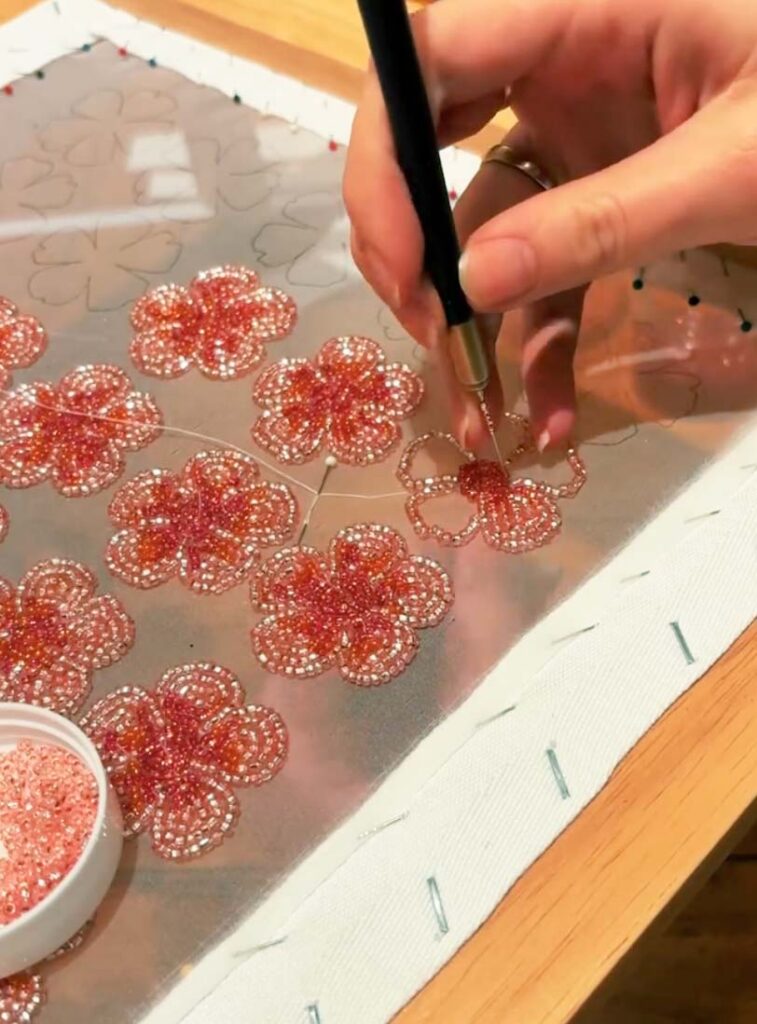 emma rubinson aari technique using tambour tools